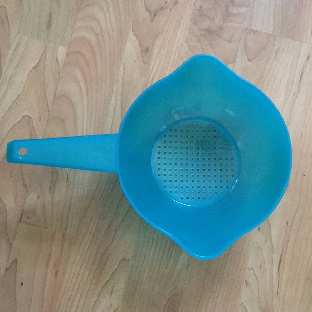 Vintage Tupperware strainer